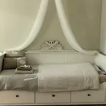 Aux Petits Bonheurs Guest house
