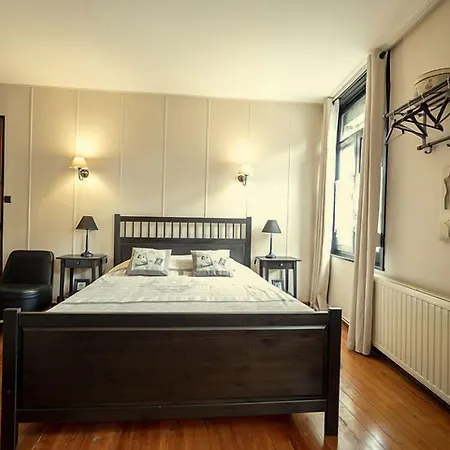 Aux Petits Bonheurs Guest house
