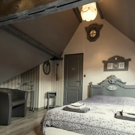 Aux Petits Bonheurs Guest house 3*