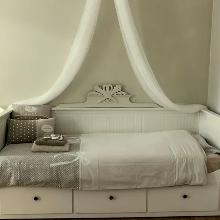 Aux Petits Bonheurs Guest house